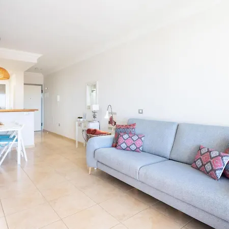 Pillowabroad - Sea View Terrace דירה *